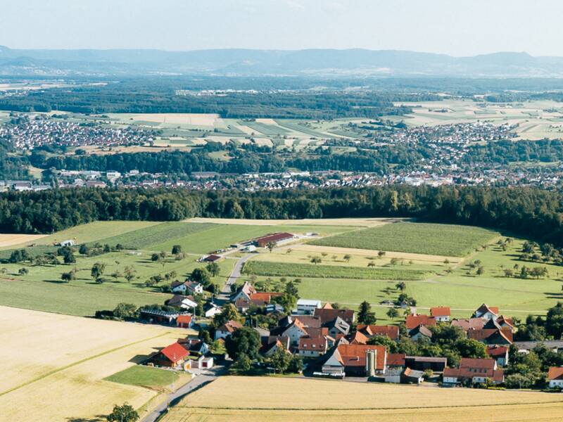 Luftbild von Krapfenreut mit Ebersbach, Bünzwanen, Sulpach, Weiler und Roßwälden im Hintergrund