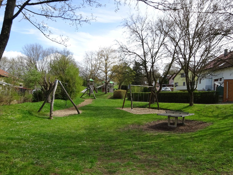 Spielplatz in den Messenwiesen in Roßwälden